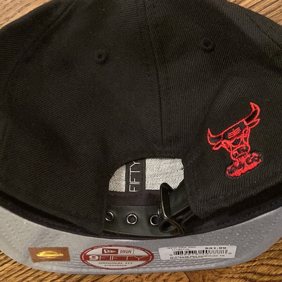 New Era Chicago Bulls limited edition hat. - Picture 5 of 6